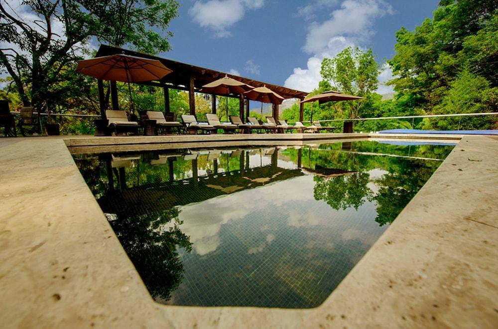 Loto Azul Hotel & Spa Valle de Bravo Exterior photo